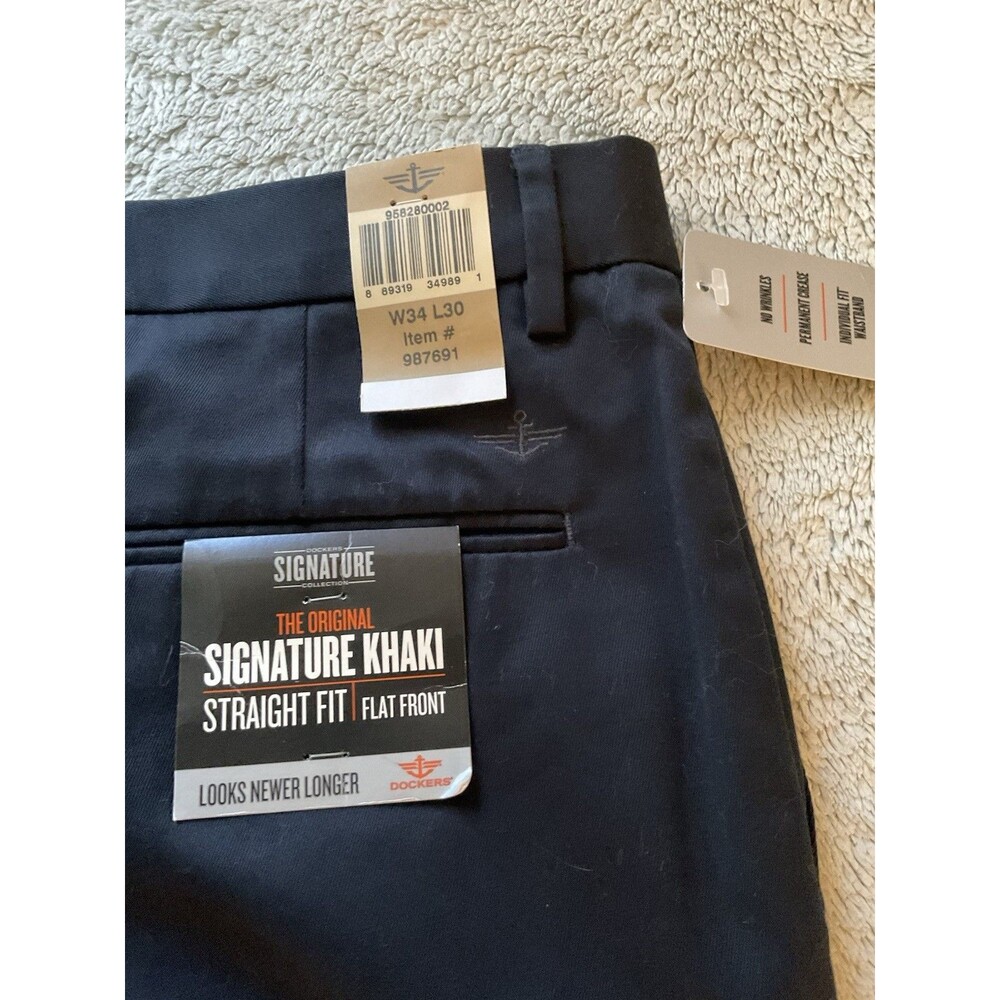 Dockers mens Signature Khaki pants 34x30 Straight Fit Black Straight Fit